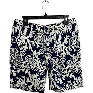 Lilly Pulitzer Avenue Bermuda shorts